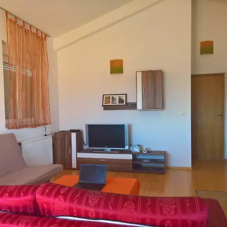 Explore Istria 4 * プーラ