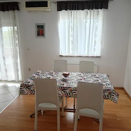 Explore Istria 4 Appartement Pula